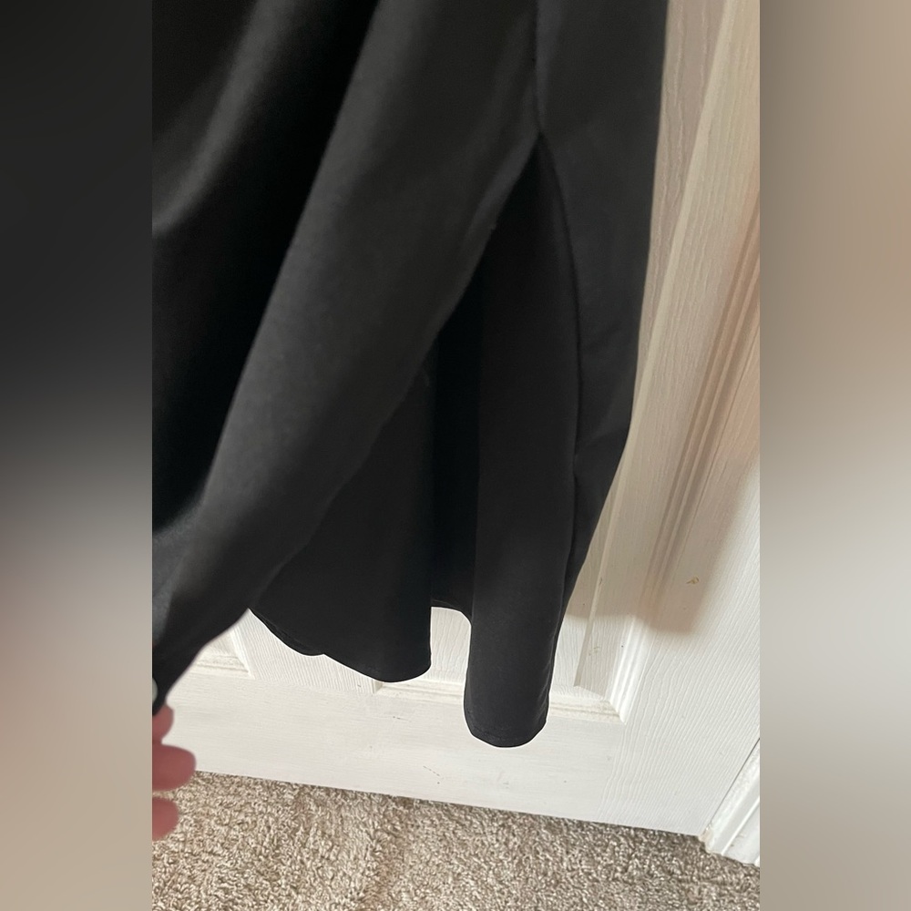 Lovely Black Dress with Deep V Neckline and ruffle around Collar, Sexy Chic! - Picture 5 of 10